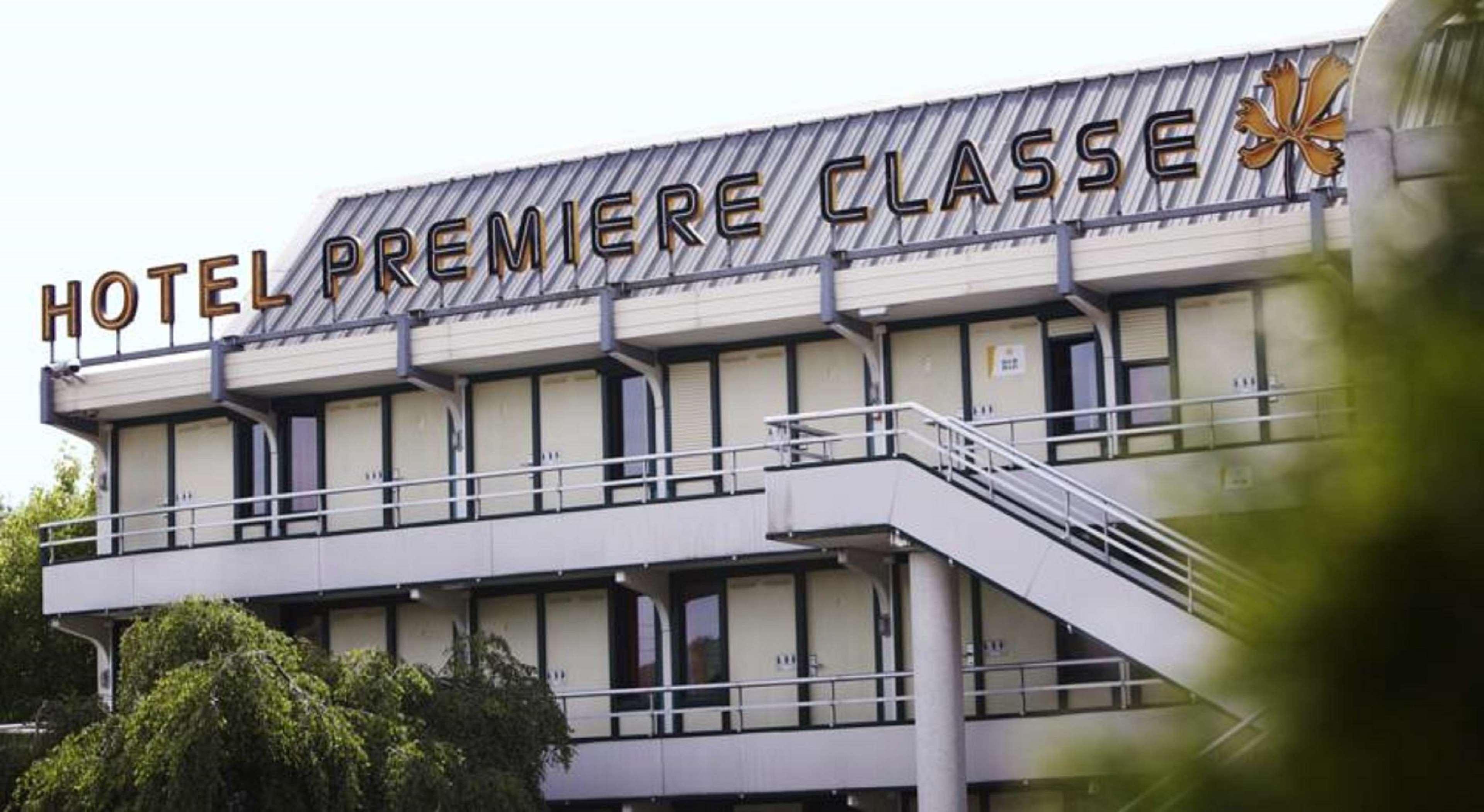 Kyriad Niort - La Creche Exterior foto