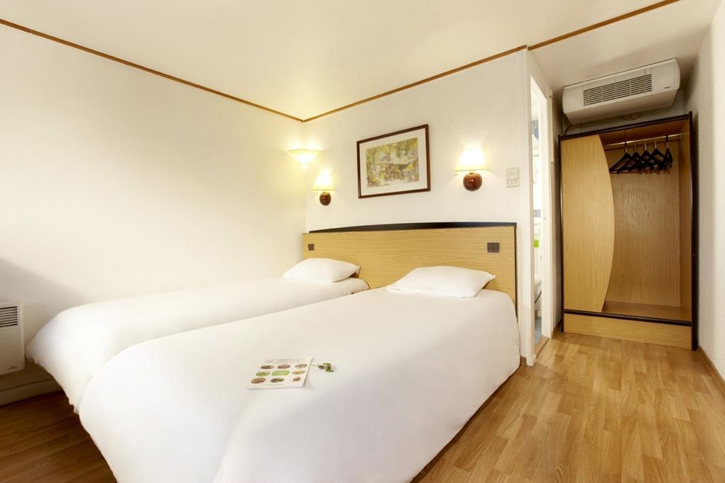 Kyriad Niort - La Creche Zimmer foto